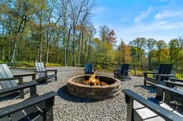 Indoor Pool/Arcade/Theater/HotTub/Pickleball/Trail - Holiday Home