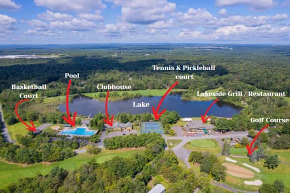 Hot tub Gym Lake Golf Karaoke Firepit