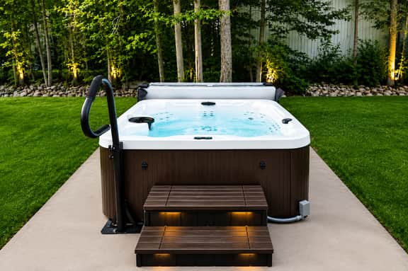 Hot tub Games Lake Golf Course 20% OFF